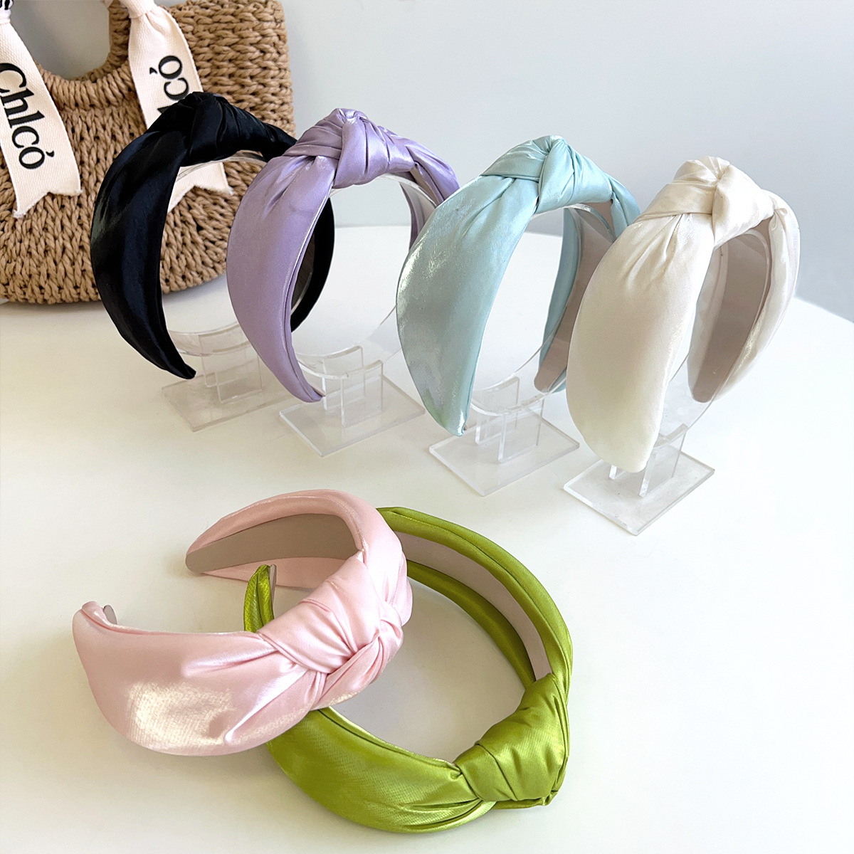 Women Accessories Shop Design - Elegante zijden satijnen hoofdband voor vrouwen,