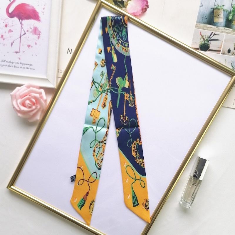 Print Sjaal Vier Seizoenen Aan - Women Accessories In Wholesale recensie en prijs