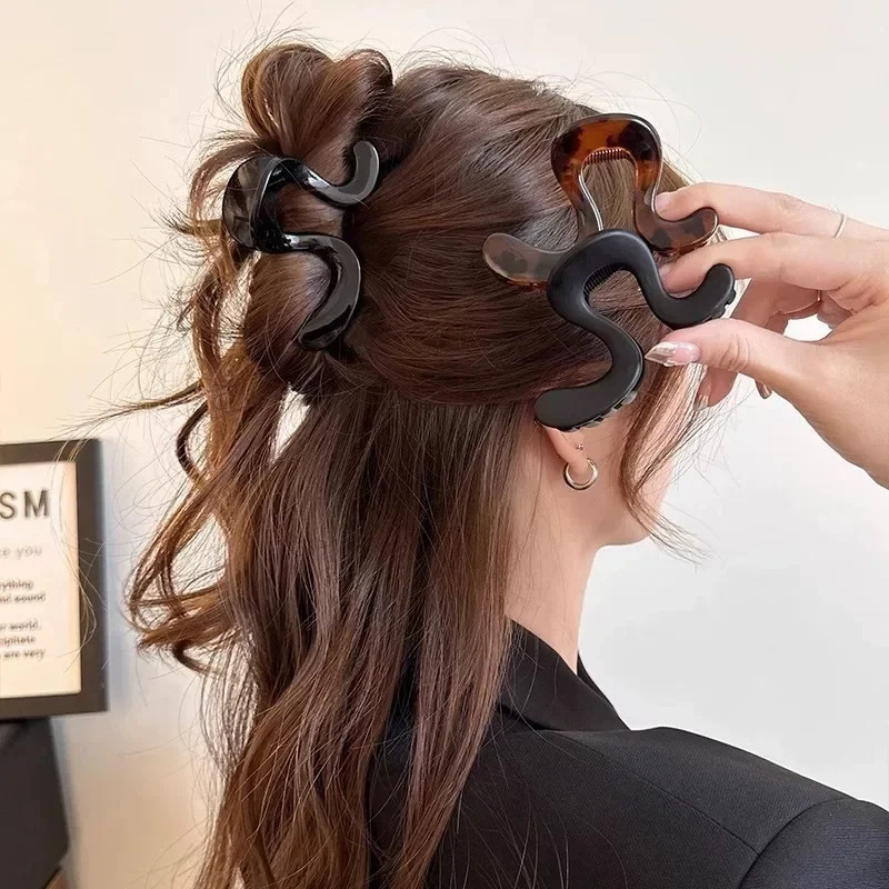 Geometrisch ontwerp Haarklauwc - Women Accessories Shop Design recensie en prijs